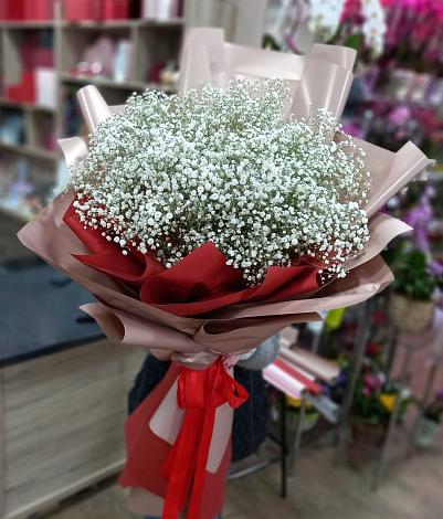 Букет цветов из: Гипсофила в Больших Дворах